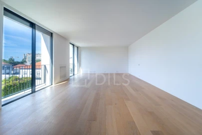 Apartamento T3 para Venda em Aldoar, Foz do Douro e Nevogilde
