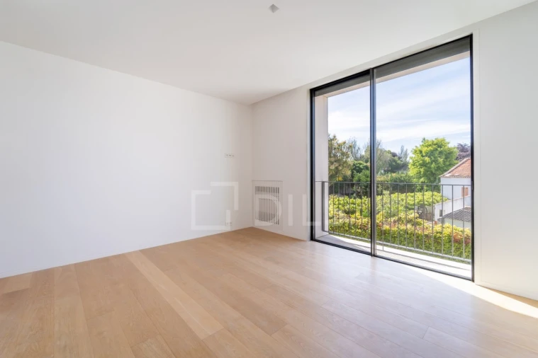 Apartamento T3 para Venda em Aldoar, Foz do Douro e Nevogilde Foto 3