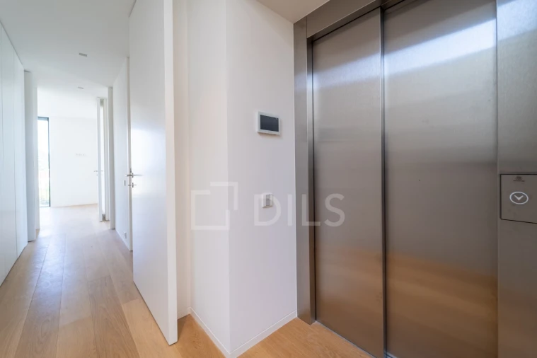 Apartamento T3 para Venda em Aldoar, Foz do Douro e Nevogilde Foto 10