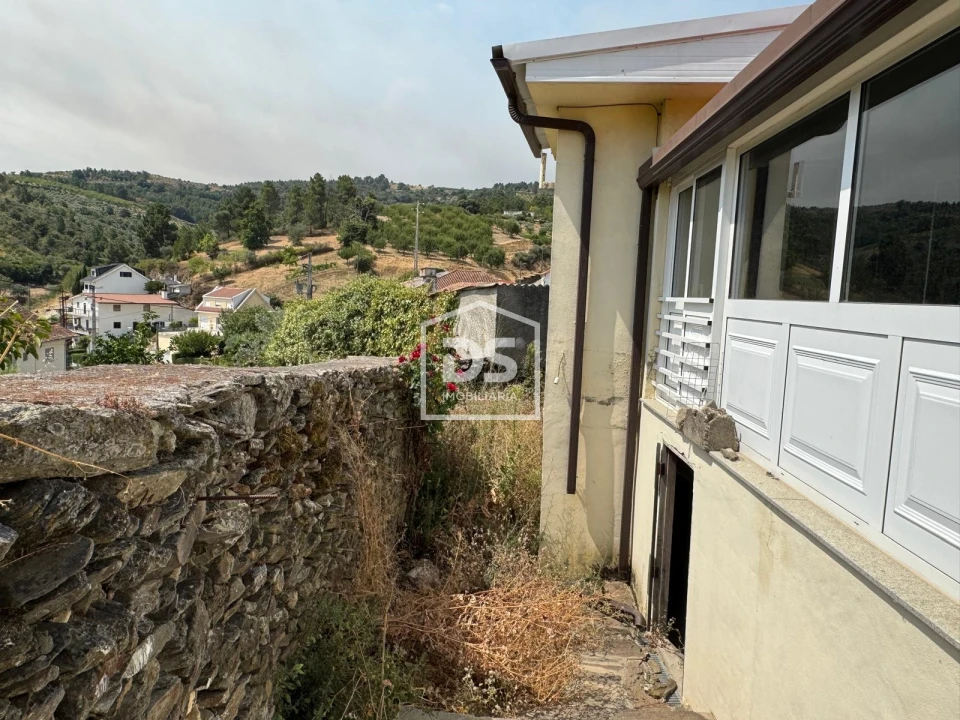 Moradia T2 para Venda em Cedovim Foto 24