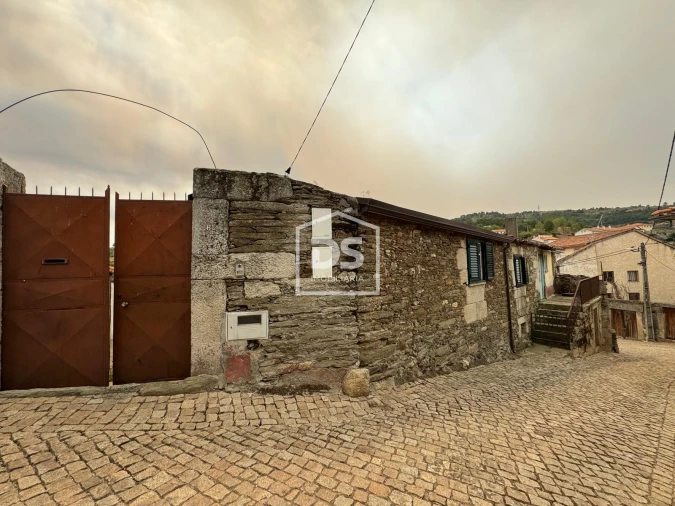 Moradia T2 para Venda em Cedovim Foto 3