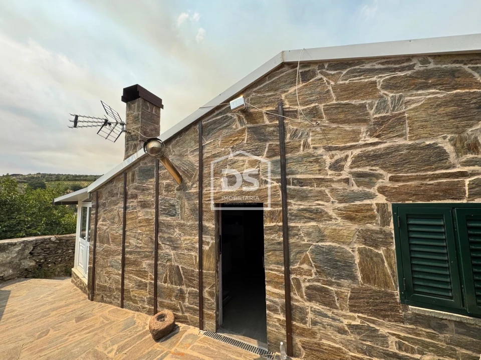 Moradia T2 para Venda em Cedovim Foto 2