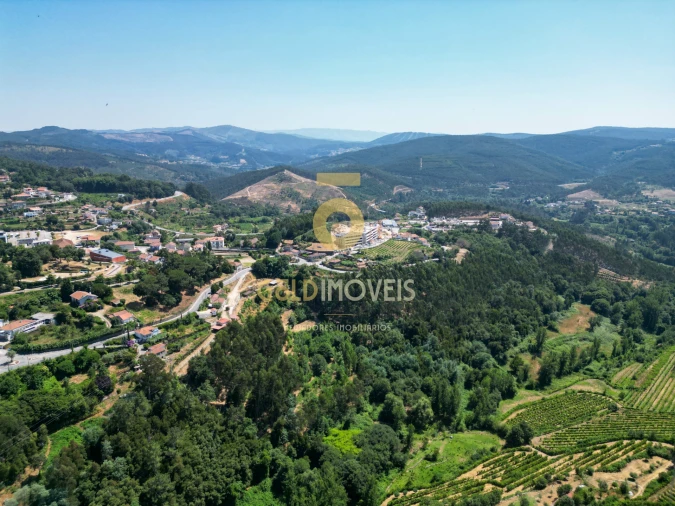 Quinta T4 para Venda em Sobrado e Bairros Foto 32