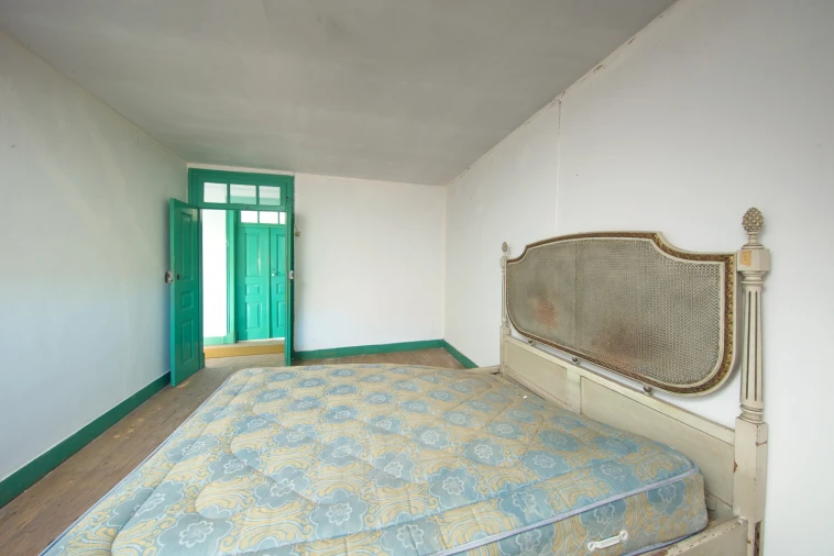 Prédio para Venda em Louriçal Foto 3