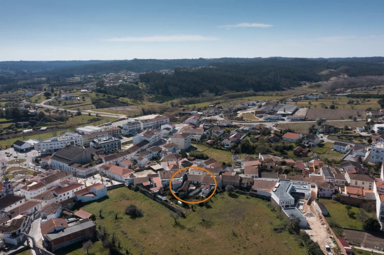 Prédio para Venda em Louriçal Foto 17