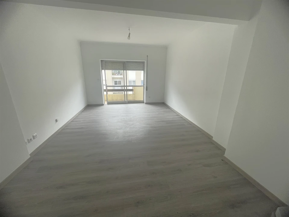 Apartamento T3 para Venda em Seia, São Romão e Lapa dos Dinheiros Foto 9