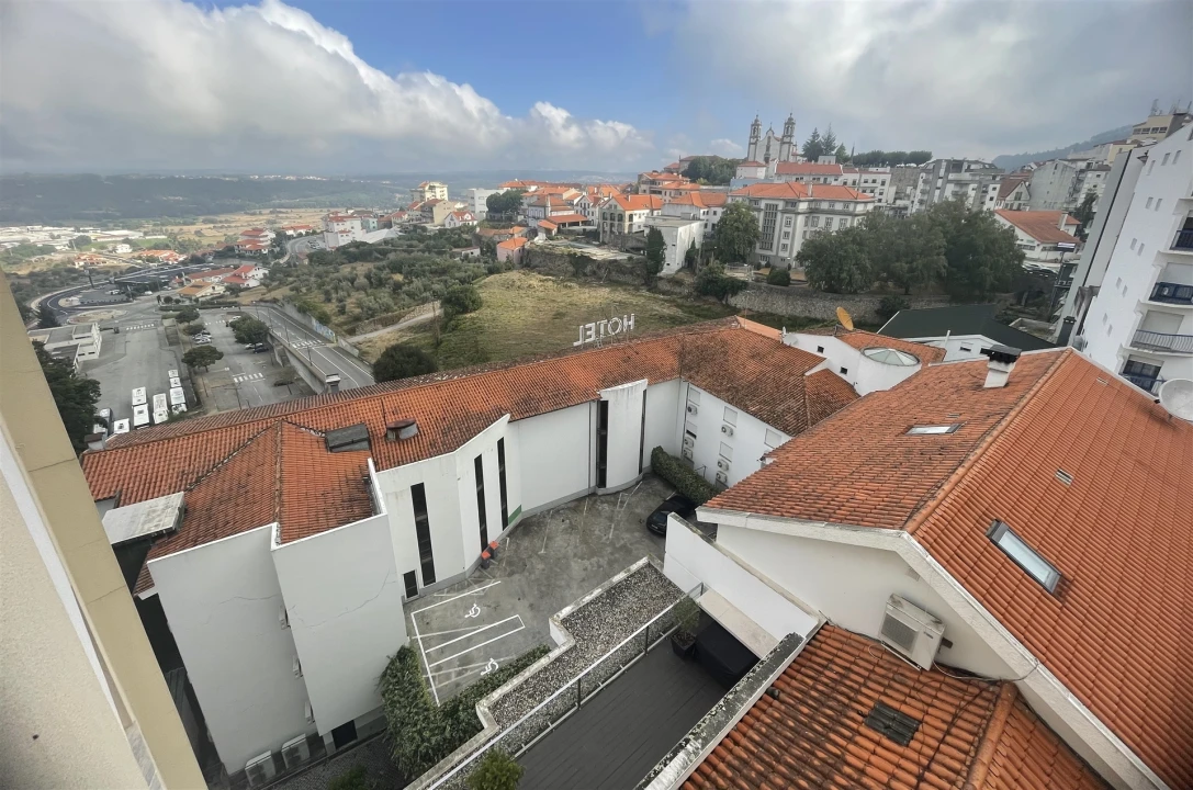 Apartamento T3 para Venda em Seia, São Romão e Lapa dos Dinheiros Foto 2