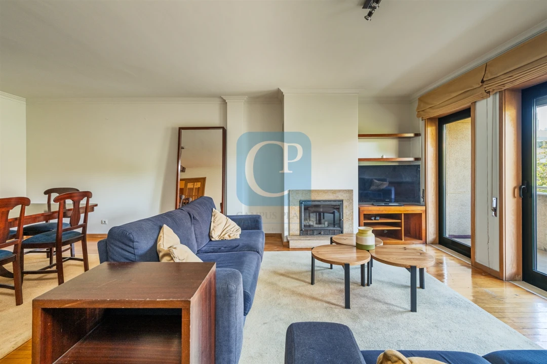 Apartamento T3 para Arrendamento em Aldoar, Foz do Douro e Nevogilde Foto 6