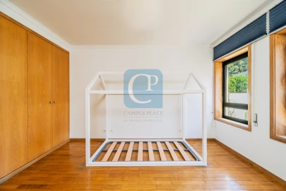 Apartamento T3 para Arrendamento em Aldoar, Foz do Douro e Nevogilde