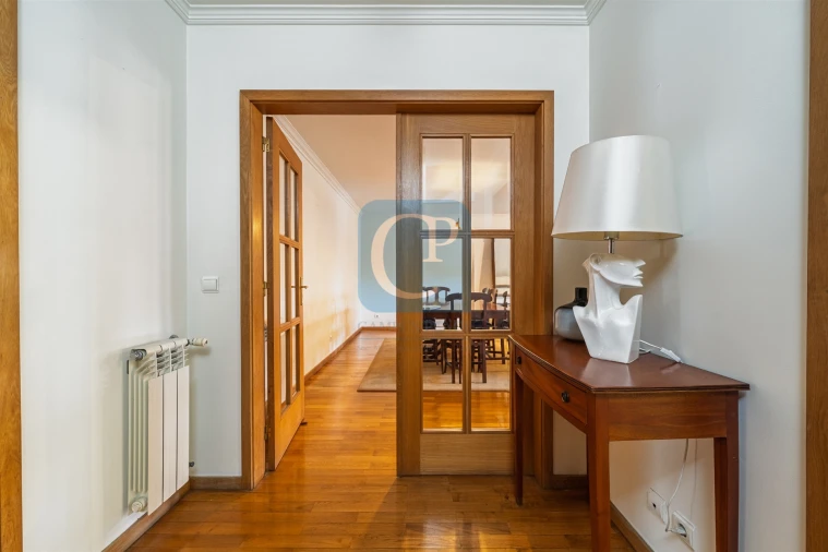 Apartamento T3 para Arrendamento em Aldoar, Foz do Douro e Nevogilde Foto 3