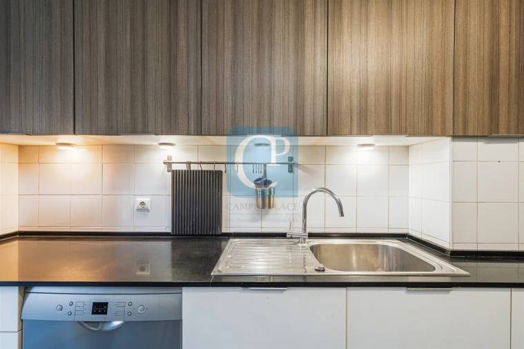 Apartamento T3 para Arrendamento em Aldoar, Foz do Douro e Nevogilde Foto 12