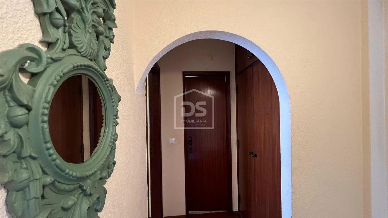 Apartamento T1 para Venda em Buarcos Foto 8