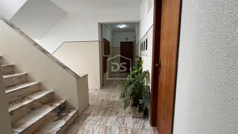 Apartamento T1 para Venda em Buarcos