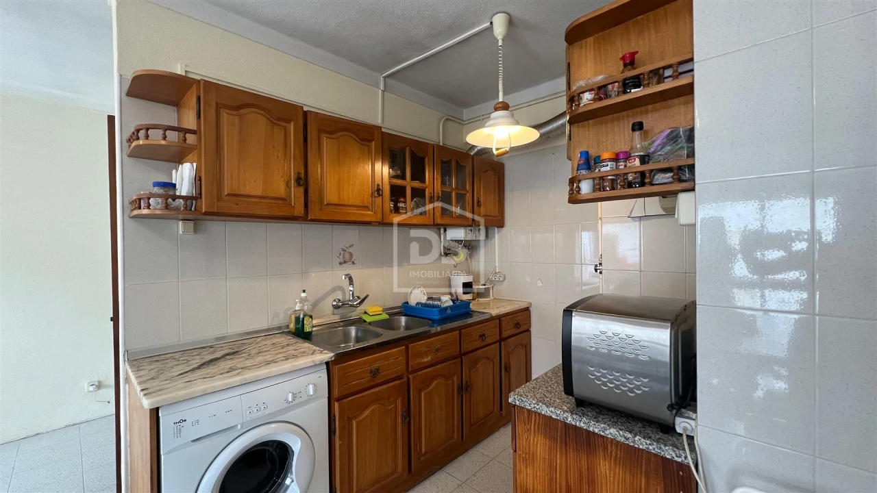 Apartamento T1 para Venda em Buarcos Foto 4