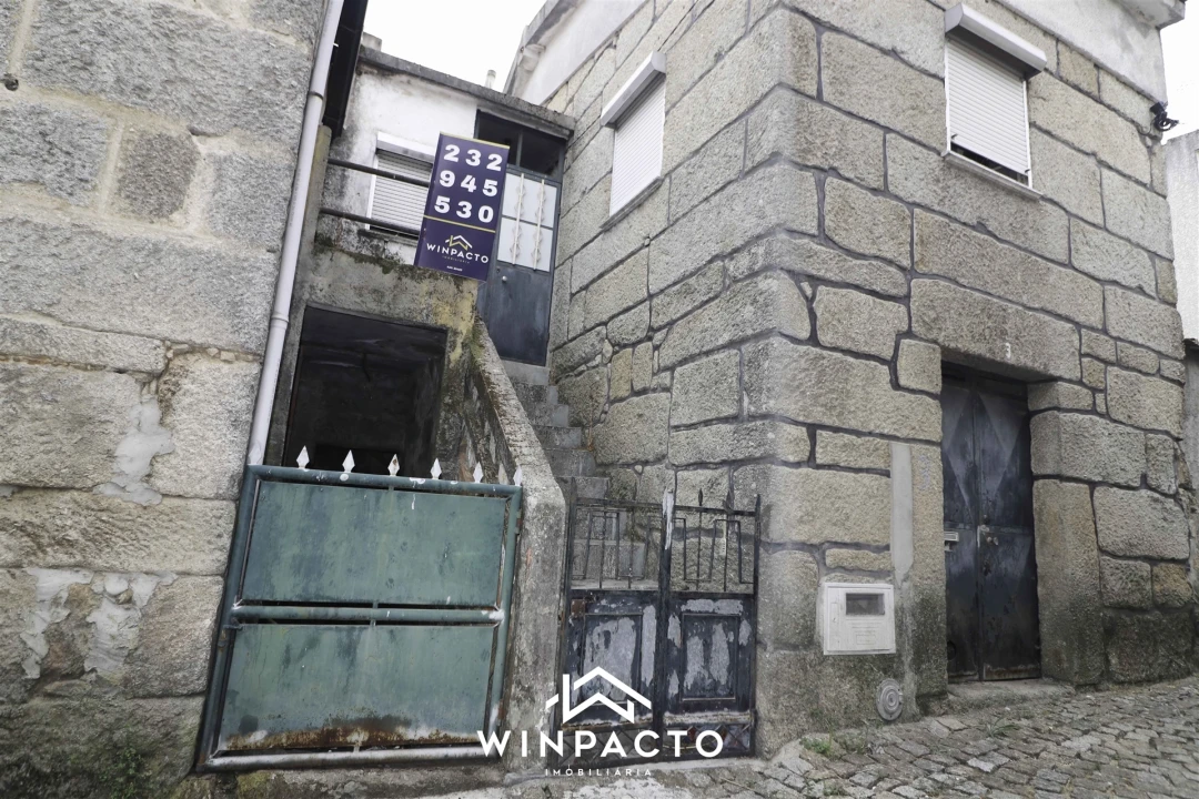 Moradia T2 para Venda em Paranhos Foto 16