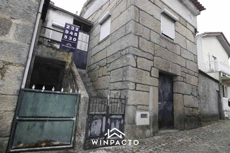 Moradia T2 para Venda em Paranhos Foto 17