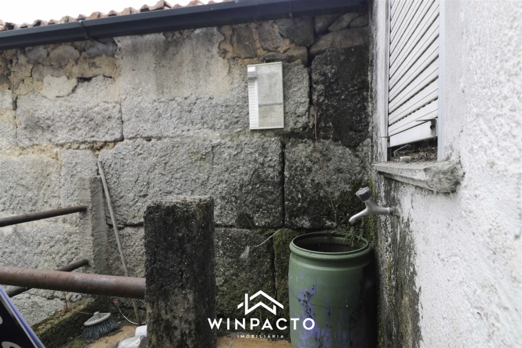 Moradia T2 para Venda em Paranhos Foto 11