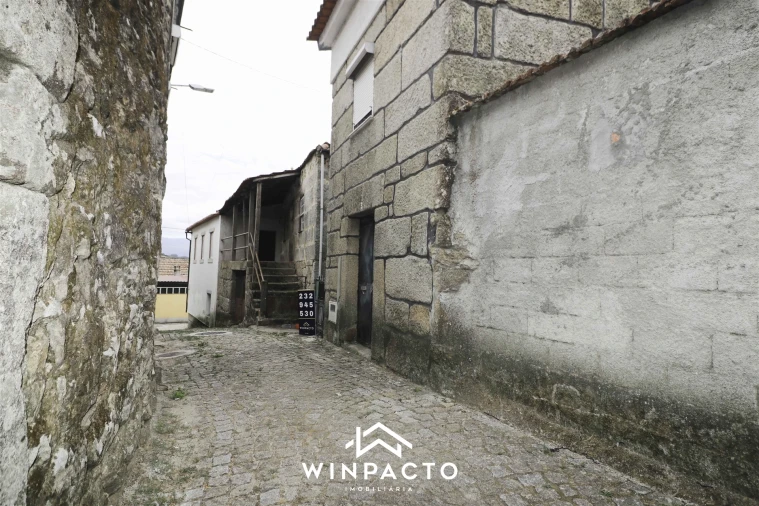 Moradia T2 para Venda em Paranhos Foto 14