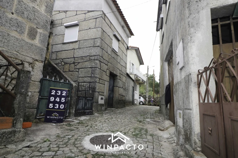 Moradia T2 para Venda em Paranhos Foto 13