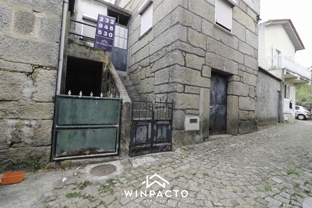 Moradia T2 para Venda em Paranhos Foto 20