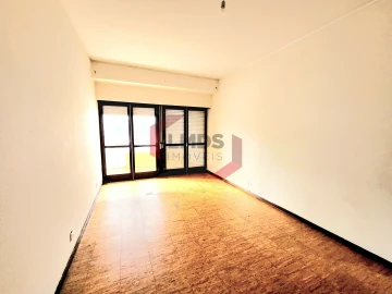 Apartamento T2 para Venda em Santa Marinha e São Pedro da Afurada