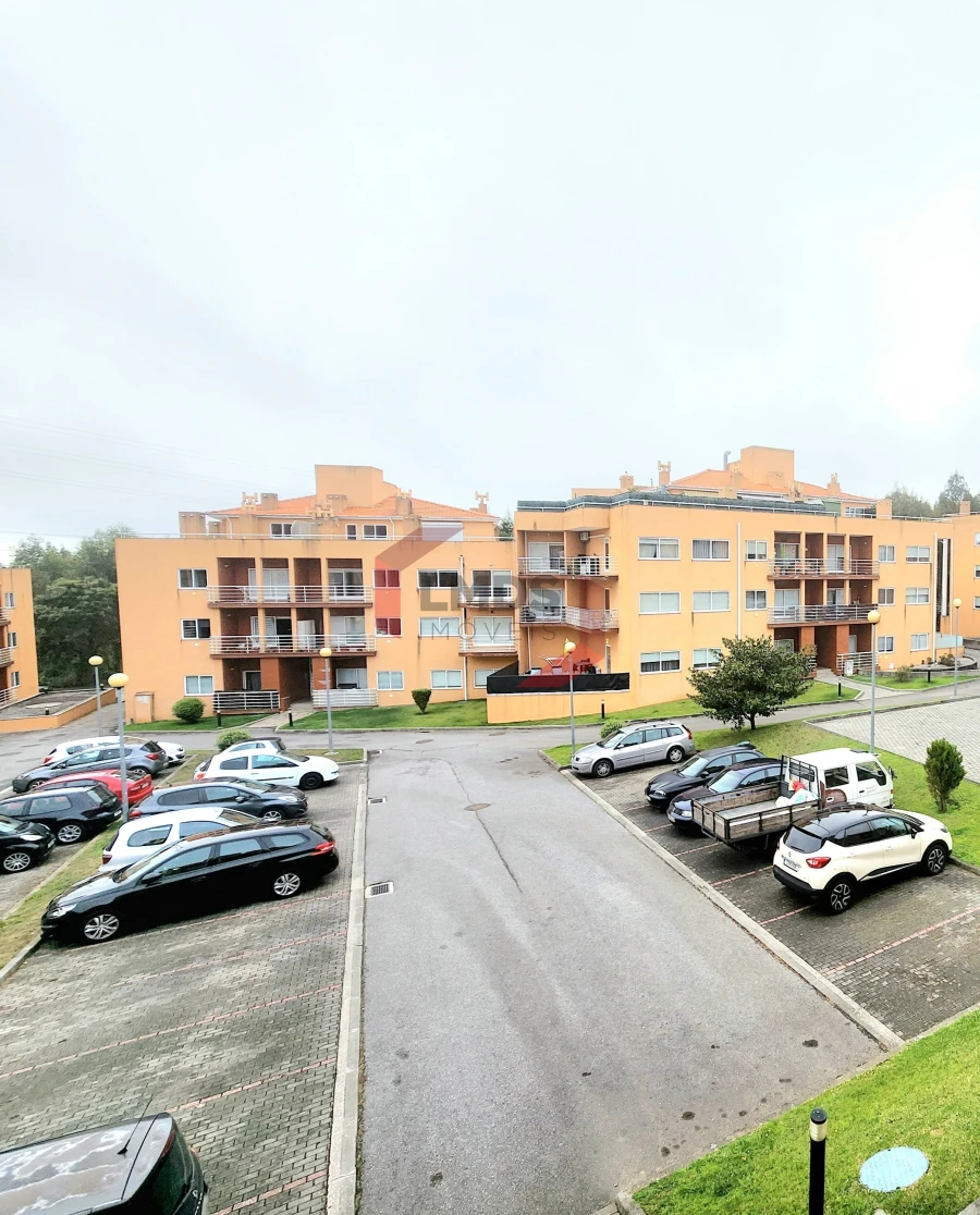 Apartamento T2 para Venda em Canelas Foto 14