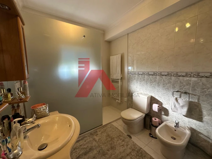 Moradia T3 para Venda em Ponte Foto 13