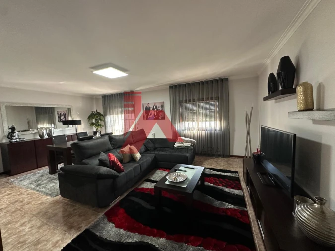 Moradia T3 para Venda em Ponte Foto 6