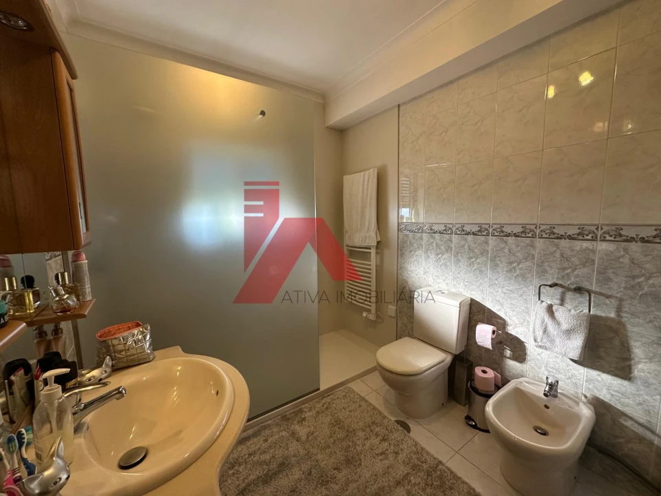 Moradia T3 para Venda em Ponte Foto 13