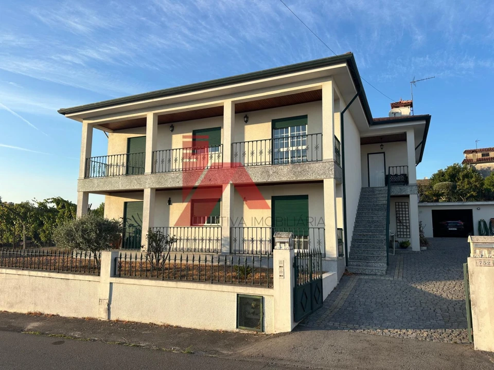 Moradia T3 para Venda em Ponte Foto 1