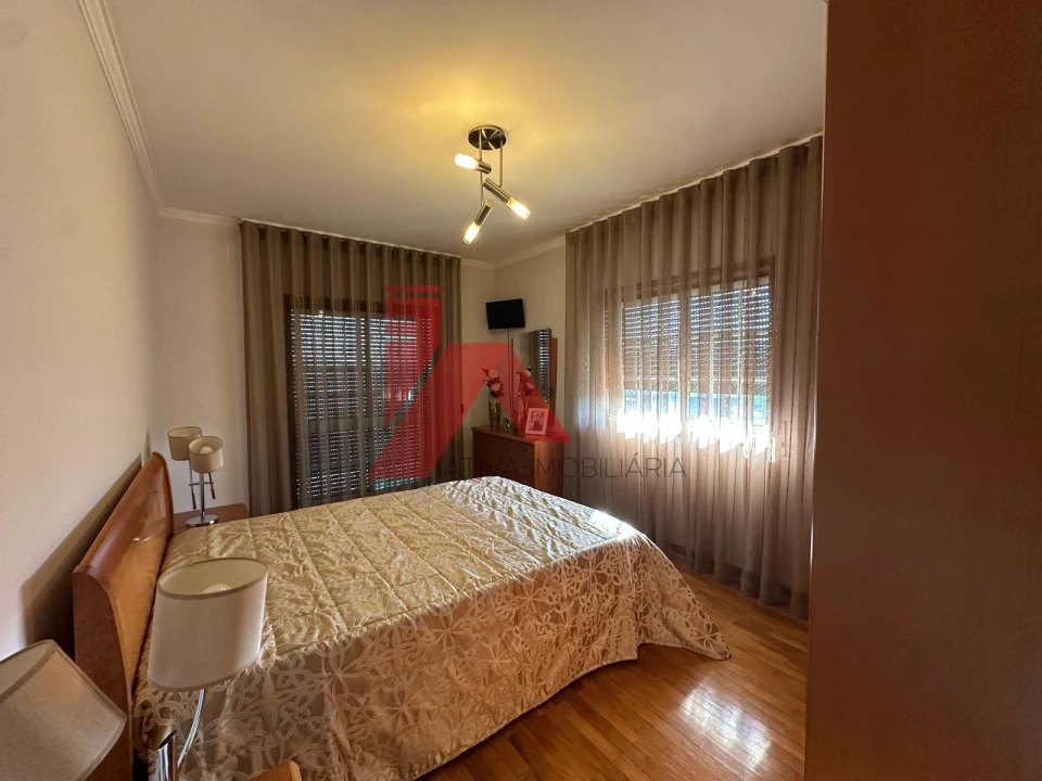 Moradia T3 para Venda em Ponte Foto 14