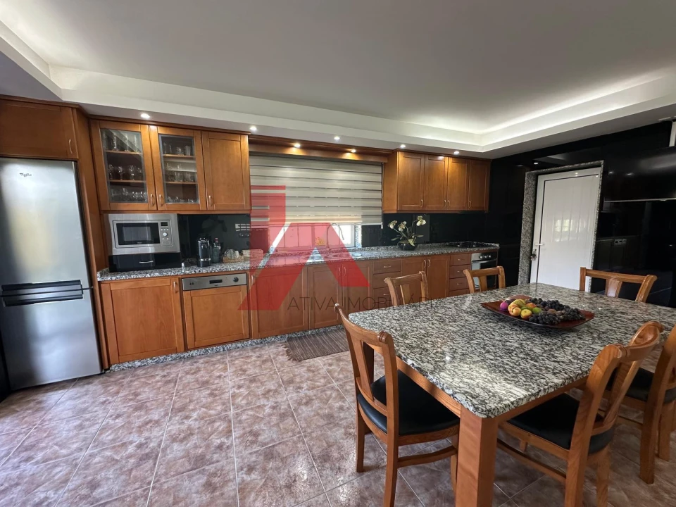 Moradia T3 para Venda em Ponte Foto 3