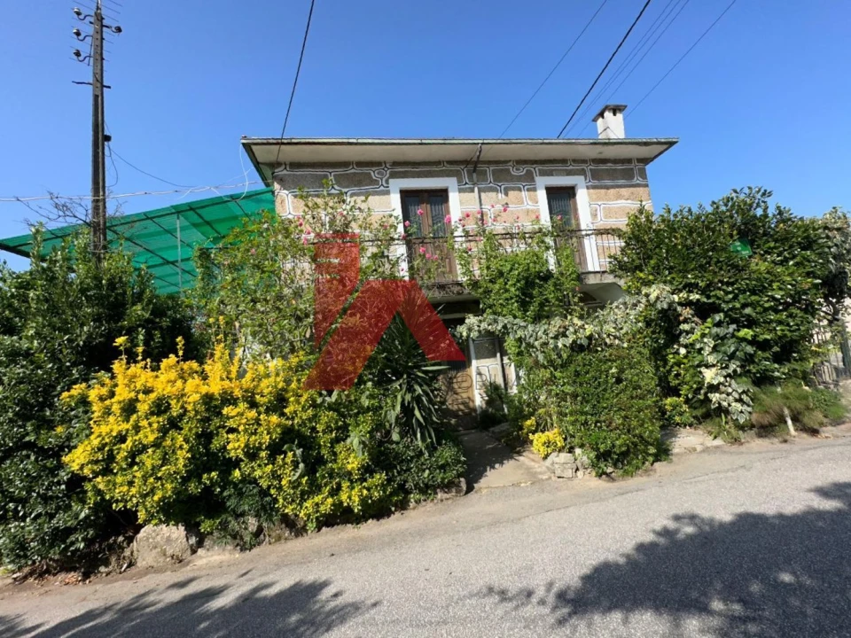 Moradia T3 para Venda em Prazins Santo Tirso e Corvite Foto 1