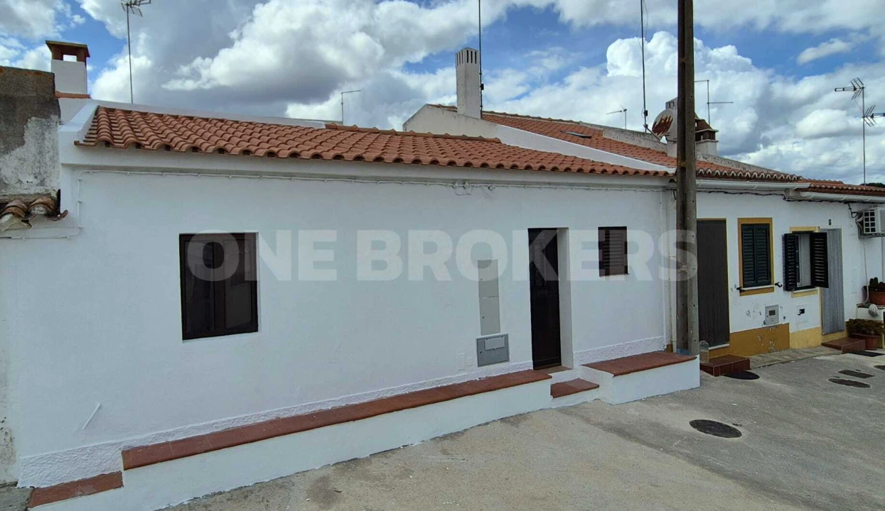 Moradia T1 para Venda em Santana de Cambas Foto 2