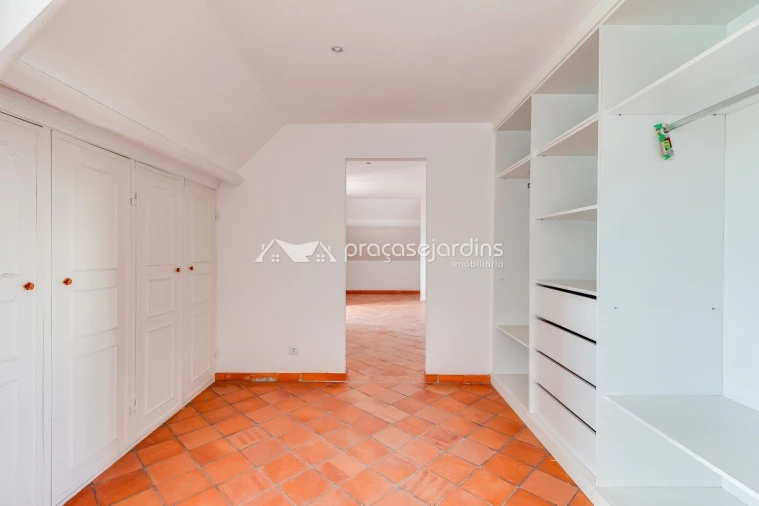 Moradia T3 para Venda em Colmeias e Memória Foto 5
