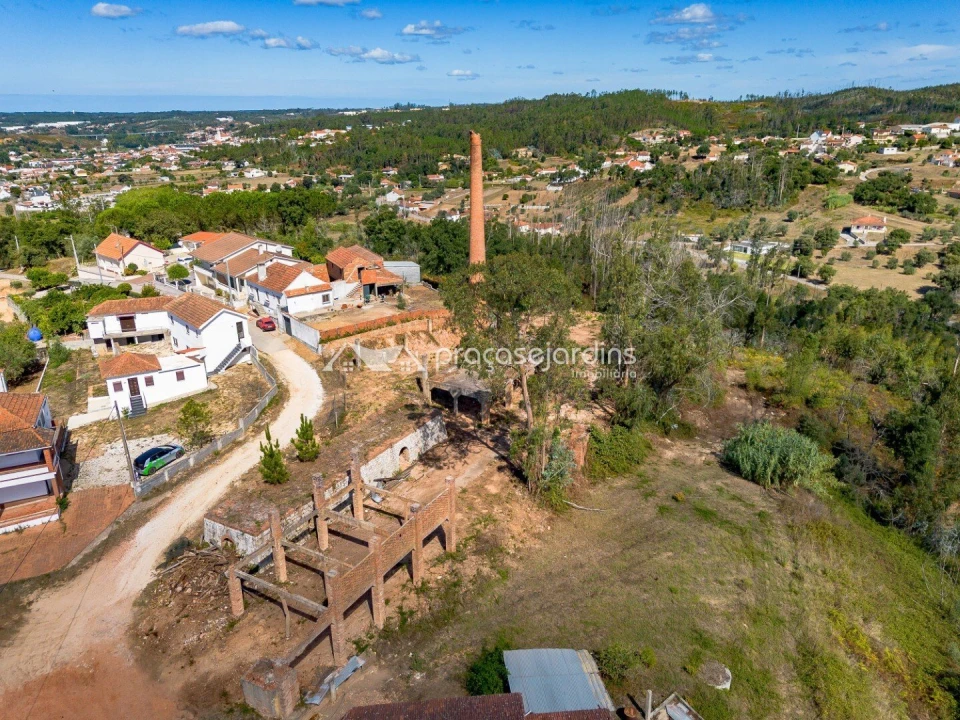 Quinta T0 para Venda em Colmeias e Memória Foto 3