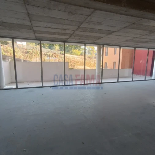 Loja para Venda em Azurem Foto 20