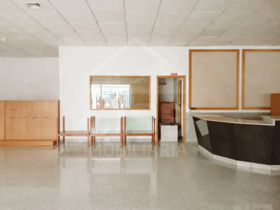 Loja para Venda em Samora Correia Foto 3