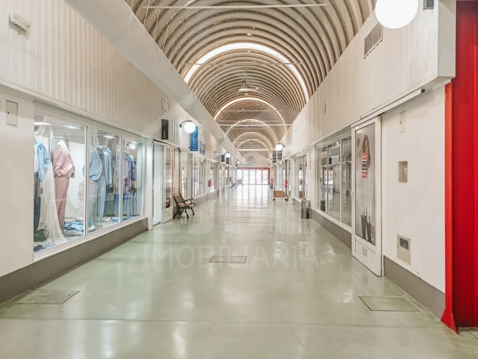 Loja para Venda em Samora Correia Foto 11