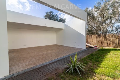 Moradia T3 para Venda em Loule (São Clemente)