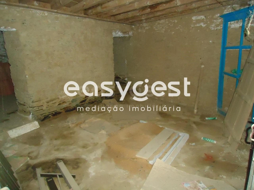 Moradia T2 para Venda em Rosmaninhal Foto 5