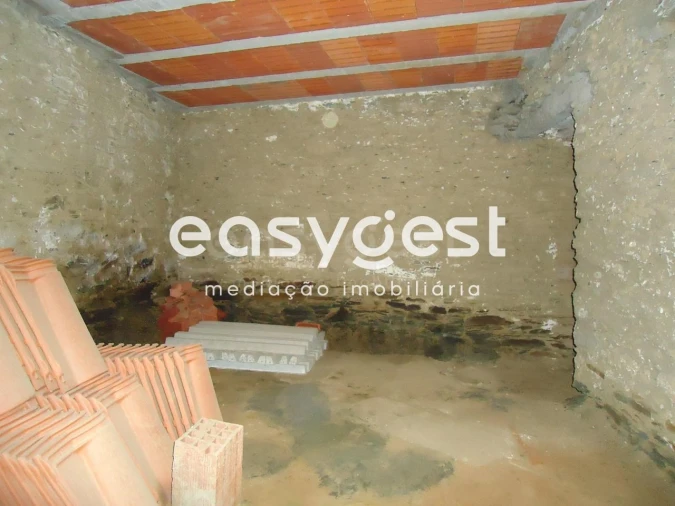 Moradia T2 para Venda em Rosmaninhal Foto 12