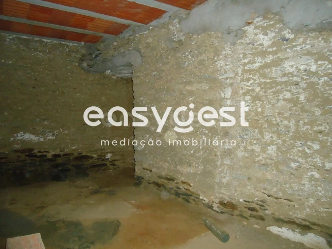 Moradia T2 para Venda em Rosmaninhal Foto 13