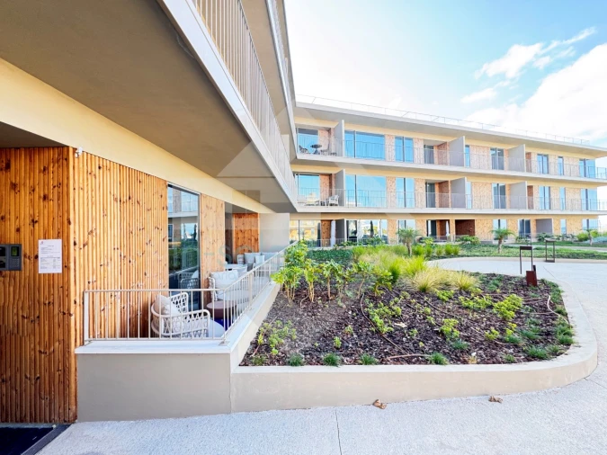 Apartamento T2 para Venda em Quarteira Foto 18