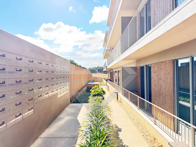 Apartamento T2 para Venda em Quarteira Foto 27