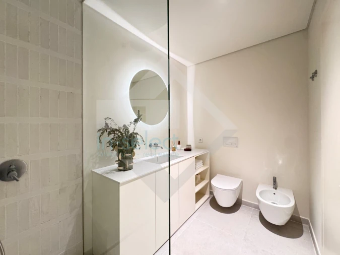 Apartamento T2 para Venda em Quarteira Foto 30