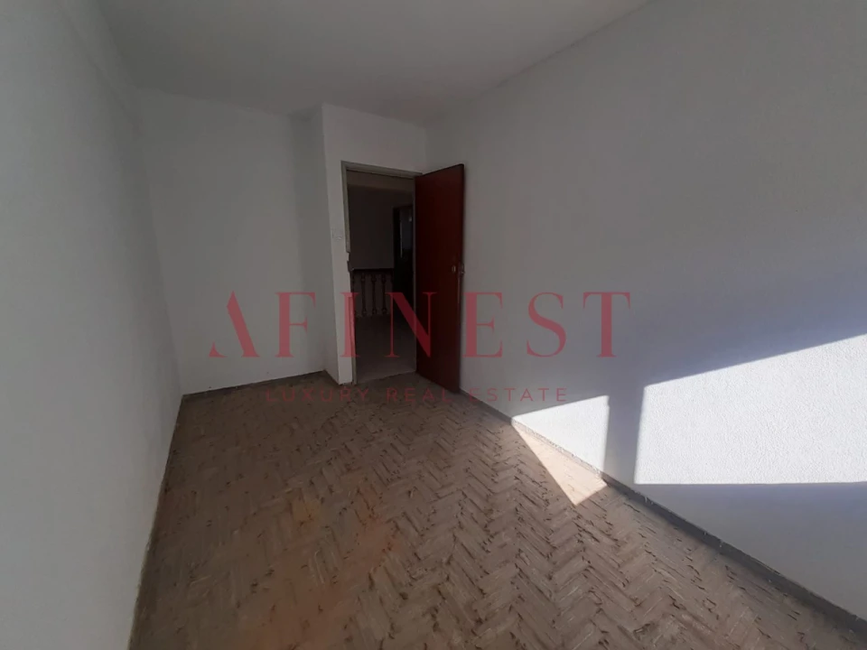 Apartamento para Venda em Massamá e Monte Abraão Foto 7