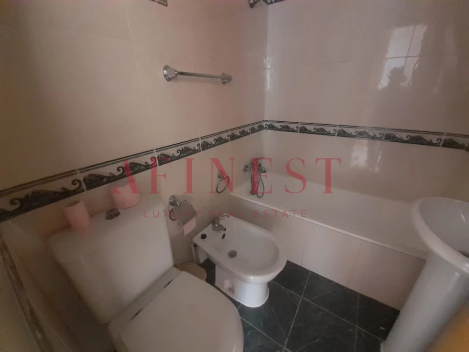 Apartamento para Venda em Massamá e Monte Abraão Foto 9