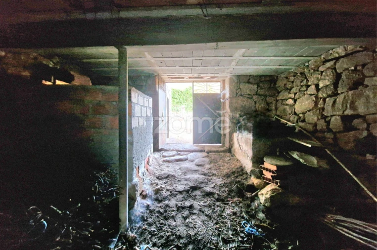 Moradia T3 para Venda em Covelo do Geres Foto 15