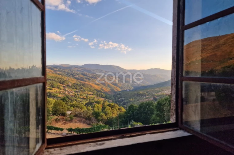 Moradia T3 para Venda em Covelo do Geres Foto 25